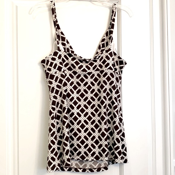 Dressy tank with front tie - Picture 2 of 2